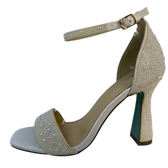Betsey Johnson Sandals Dani Pearl Womens 8.5 M  Ivory Spool Heel Ankle Buckle - Picture 4 of 10
